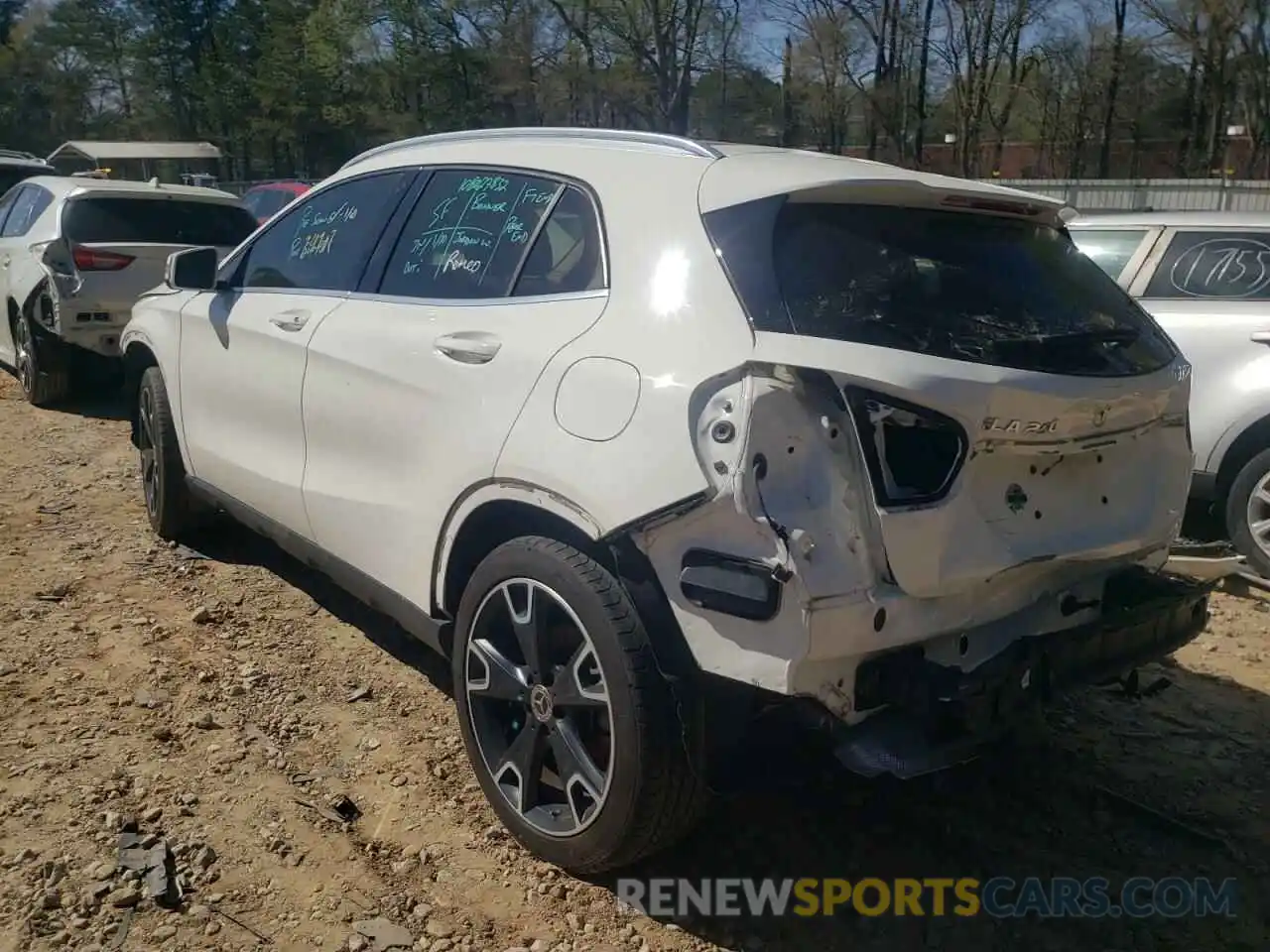 3 Photograph of a damaged car WDCTG4EB8KU009352 MERCEDES-BENZ GLA-CLASS 2019