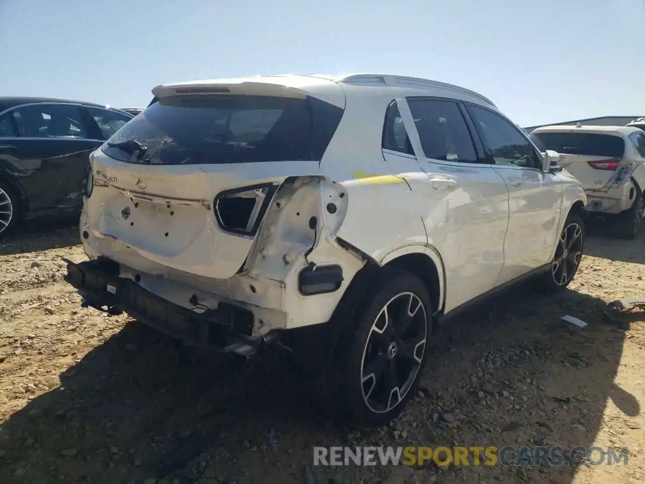 4 Photograph of a damaged car WDCTG4EB8KU009352 MERCEDES-BENZ GLA-CLASS 2019