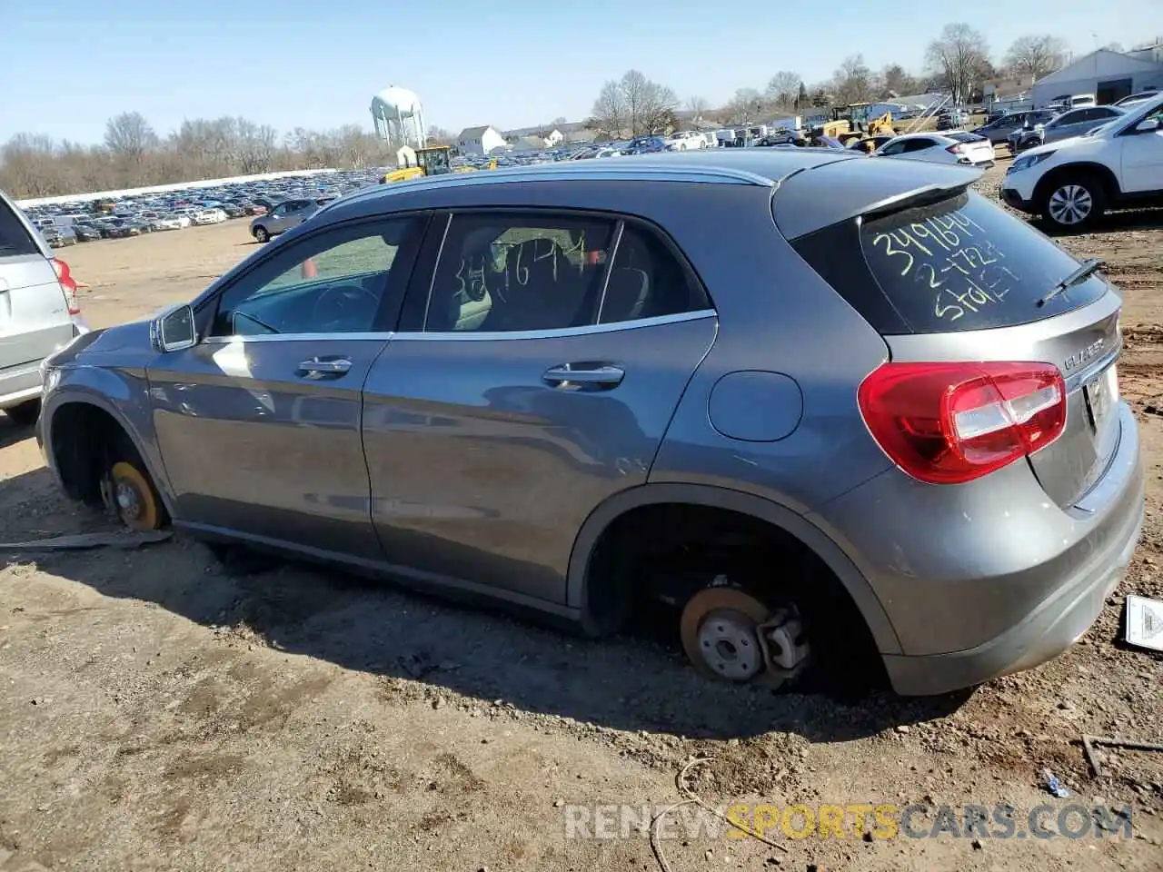 2 Photograph of a damaged car WDCTG4EB9KJ550962 MERCEDES-BENZ GLA-CLASS 2019