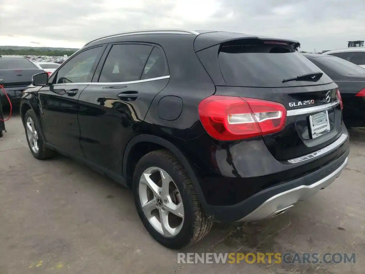 3 Photograph of a damaged car WDCTG4EB9KJ551948 MERCEDES-BENZ GLA-CLASS 2019