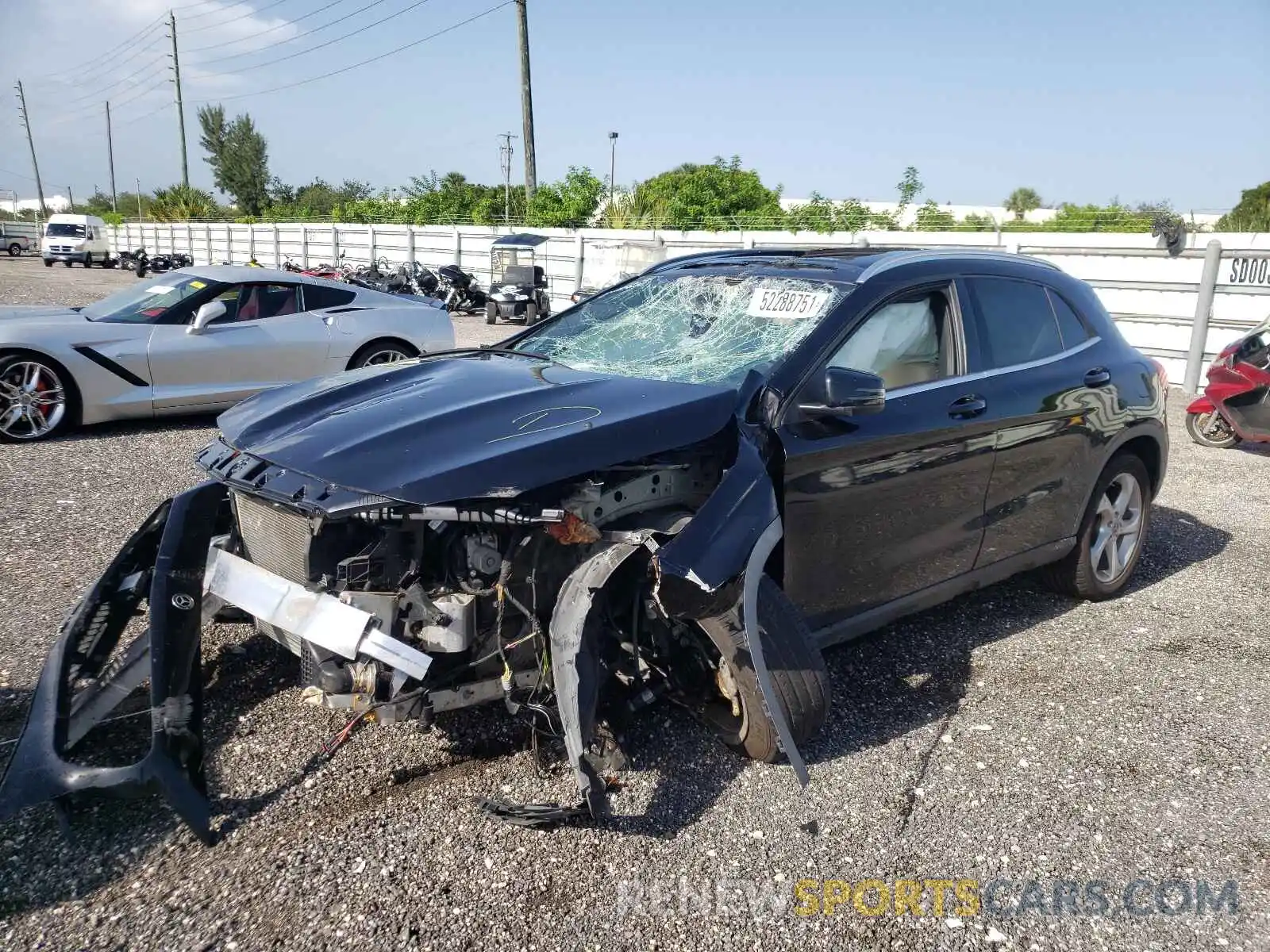 2 Photograph of a damaged car WDCTG4EB9KJ553926 MERCEDES-BENZ GLA-CLASS 2019