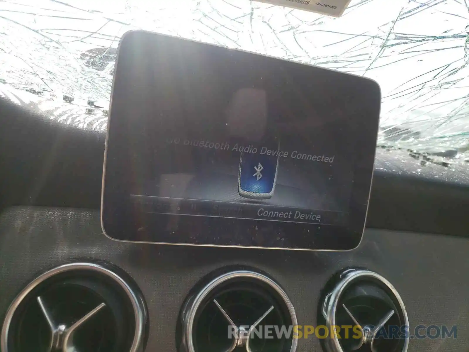 9 Photograph of a damaged car WDCTG4EB9KJ553926 MERCEDES-BENZ GLA-CLASS 2019