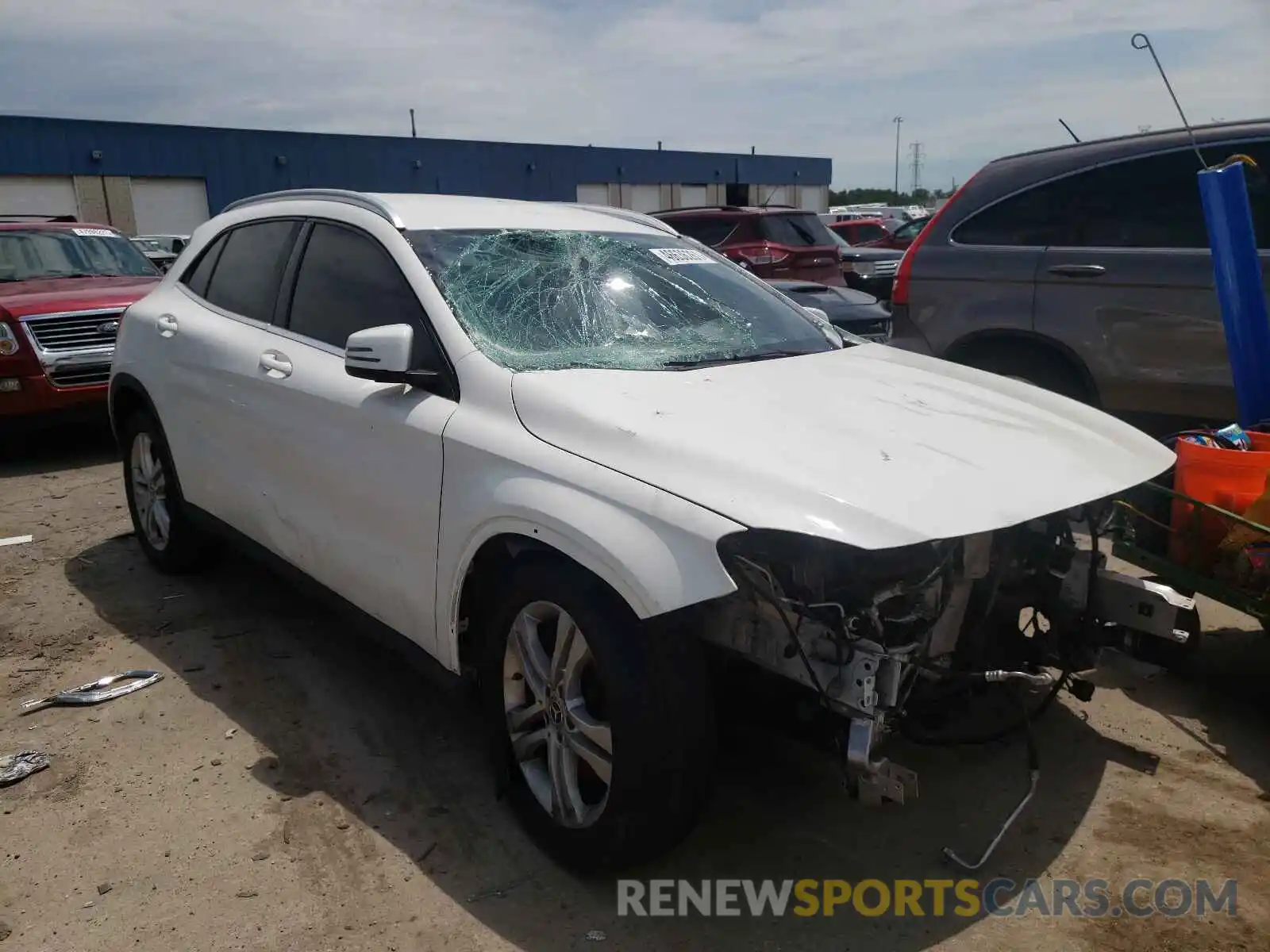 1 Photograph of a damaged car WDCTG4EB9KU004287 MERCEDES-BENZ GLA-CLASS 2019