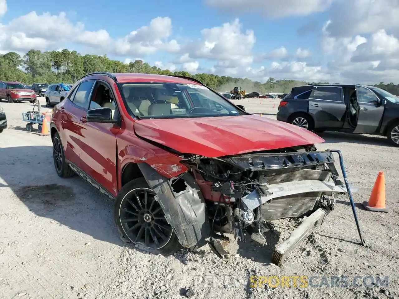 1 Photograph of a damaged car WDCTG4EB9KU009943 MERCEDES-BENZ GLA-CLASS 2019