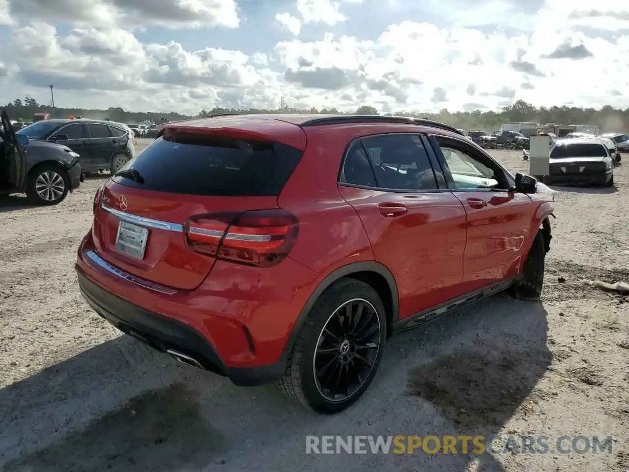 4 Photograph of a damaged car WDCTG4EB9KU009943 MERCEDES-BENZ GLA-CLASS 2019