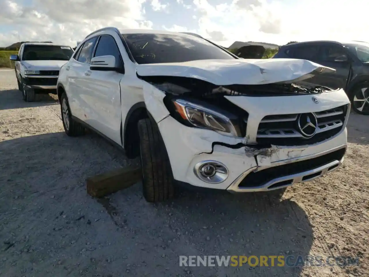 1 Photograph of a damaged car WDCTG4EB9KU014947 MERCEDES-BENZ GLA-CLASS 2019