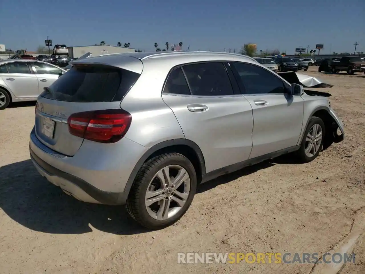 4 Photograph of a damaged car WDCTG4EB9KU020389 MERCEDES-BENZ GLA-CLASS 2019