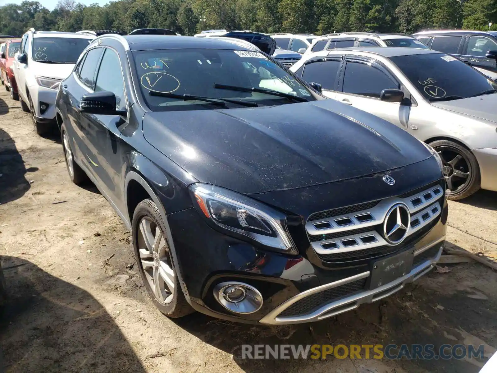 1 Photograph of a damaged car WDCTG4GB0KJ552838 MERCEDES-BENZ GLA-CLASS 2019