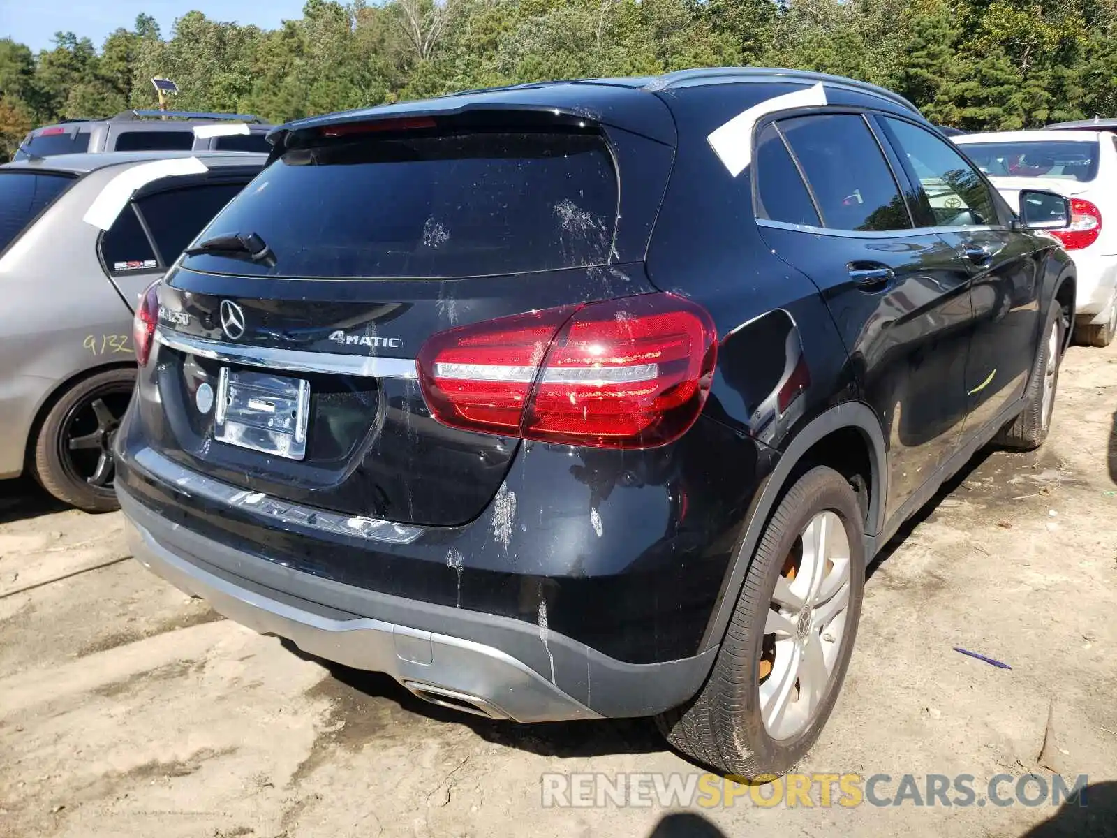 4 Photograph of a damaged car WDCTG4GB0KJ552838 MERCEDES-BENZ GLA-CLASS 2019