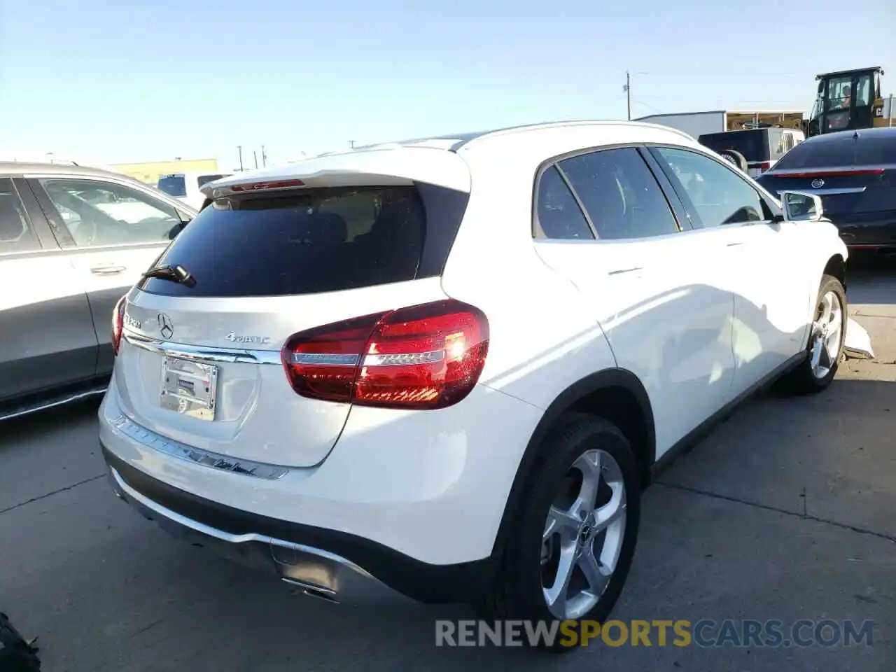 4 Photograph of a damaged car WDCTG4GB0KJ588500 MERCEDES-BENZ GLA-CLASS 2019