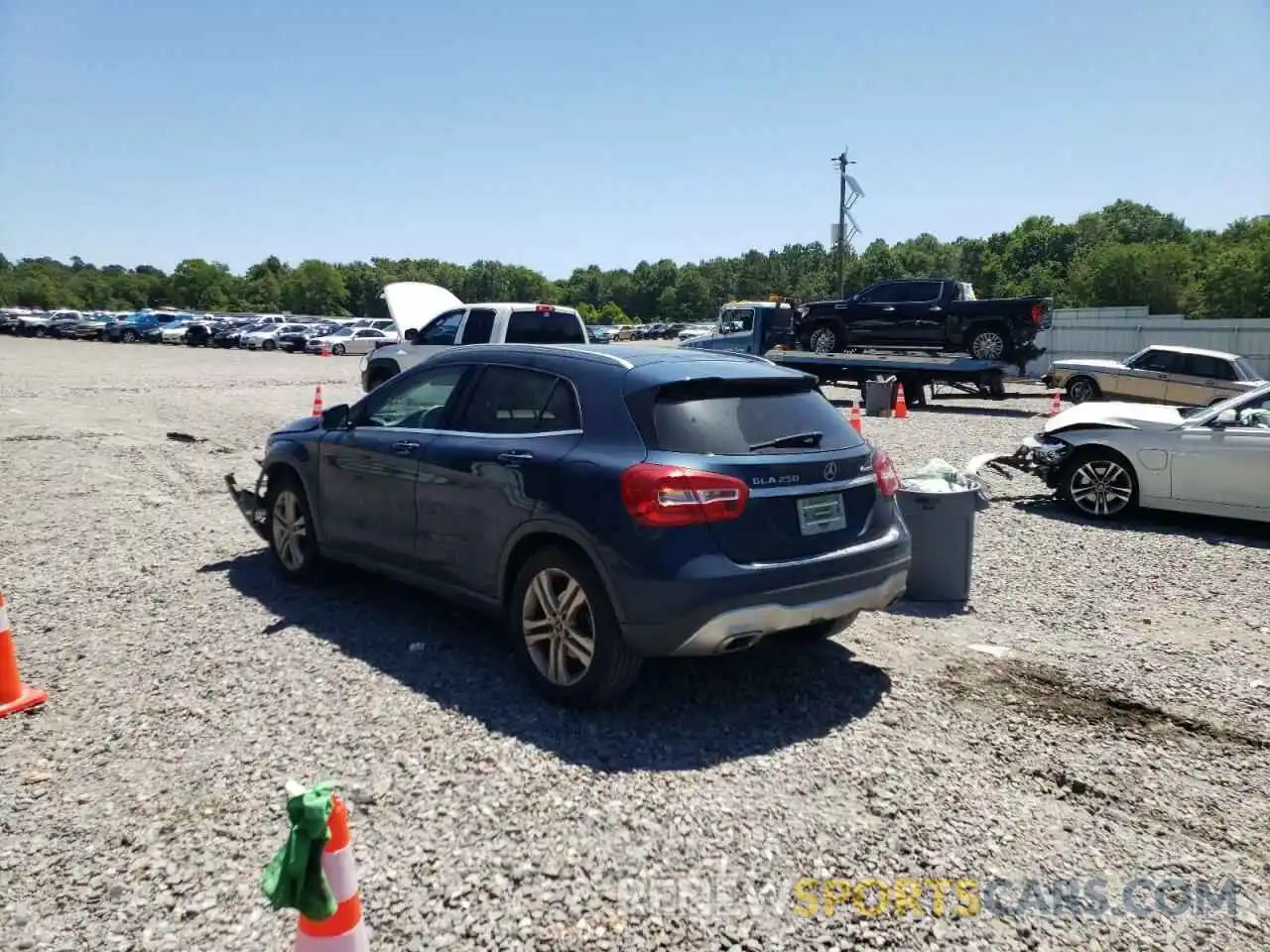 3 Photograph of a damaged car WDCTG4GB0KJ602993 MERCEDES-BENZ GLA-CLASS 2019