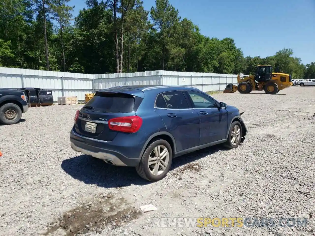 4 Photograph of a damaged car WDCTG4GB0KJ602993 MERCEDES-BENZ GLA-CLASS 2019