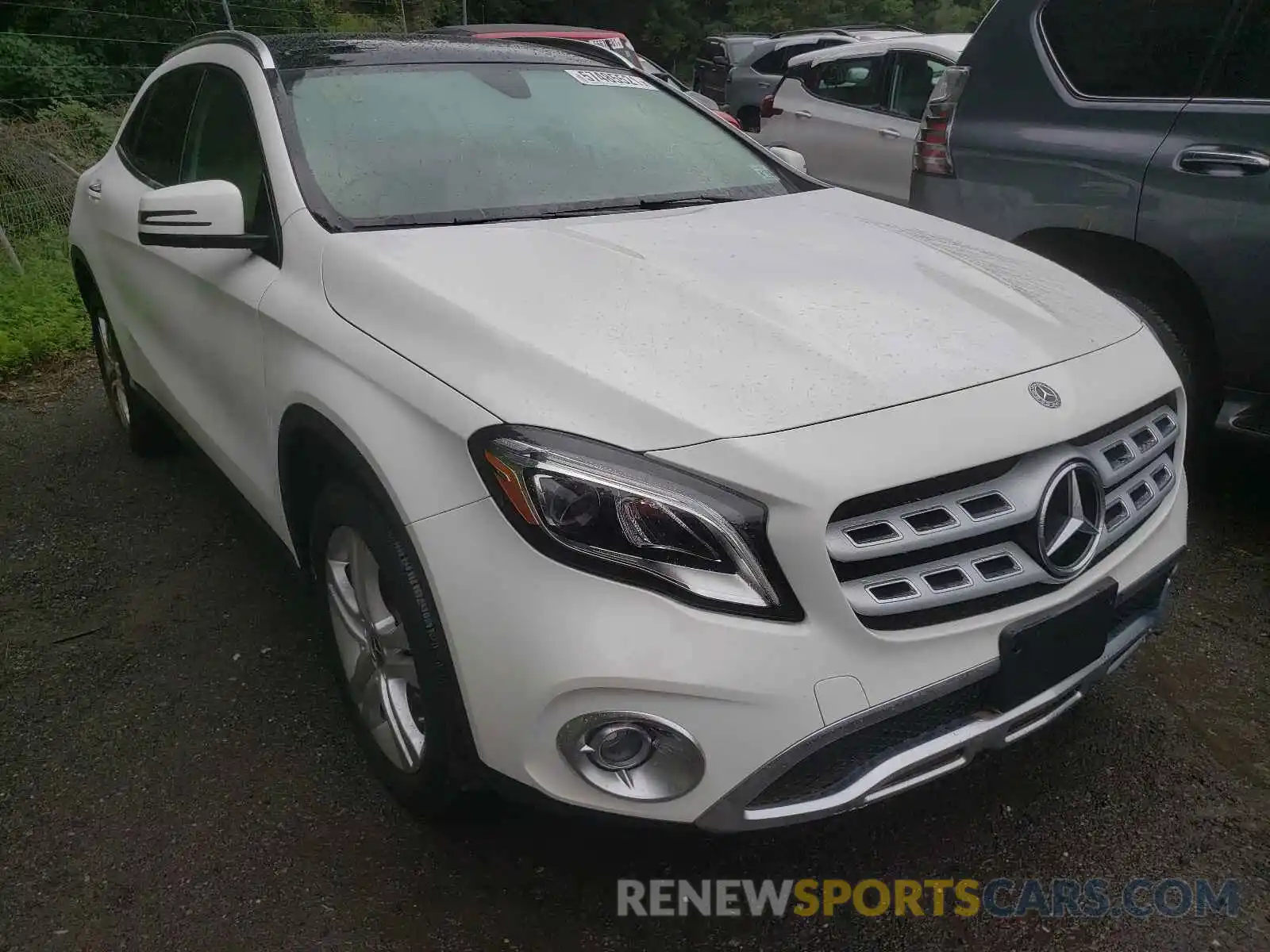 1 Photograph of a damaged car WDCTG4GB0KJ614285 MERCEDES-BENZ GLA-CLASS 2019