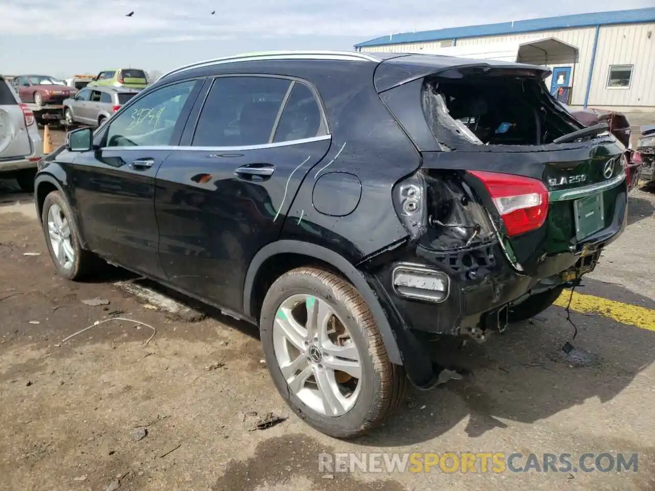 3 Photograph of a damaged car WDCTG4GB0KU013750 MERCEDES-BENZ GLA-CLASS 2019