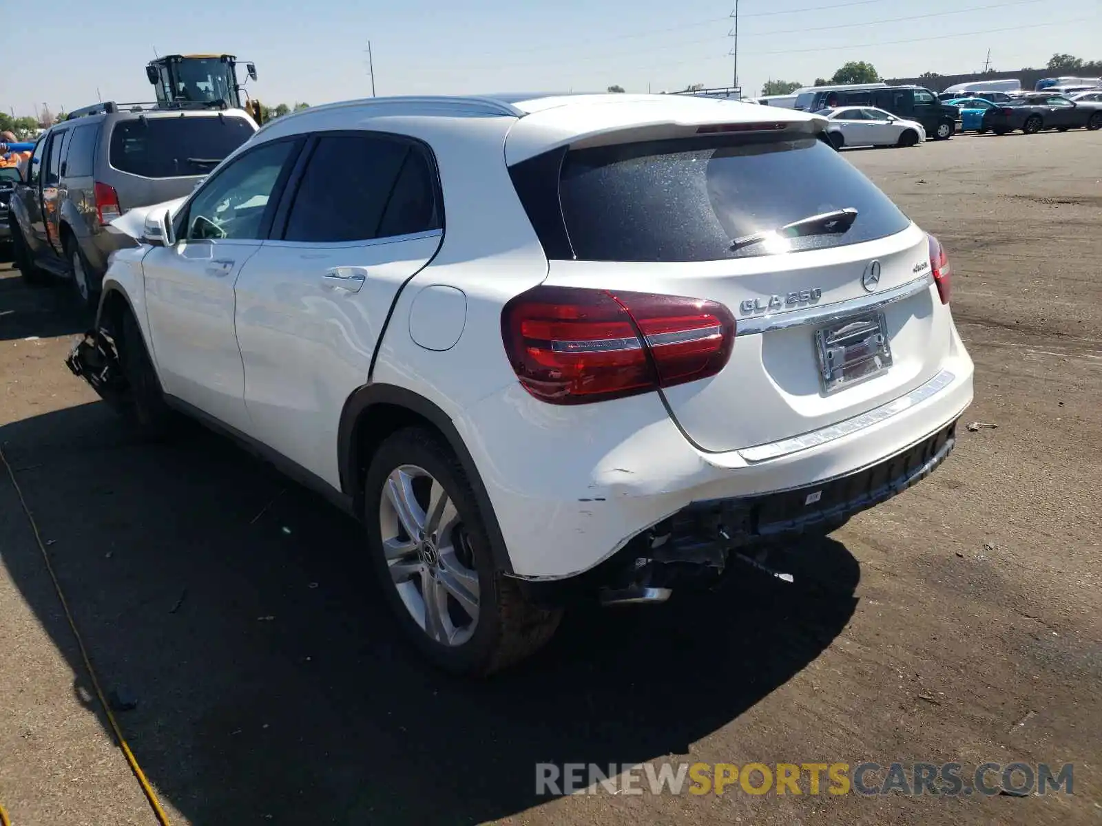 3 Photograph of a damaged car WDCTG4GB1KJ551648 MERCEDES-BENZ GLA-CLASS 2019