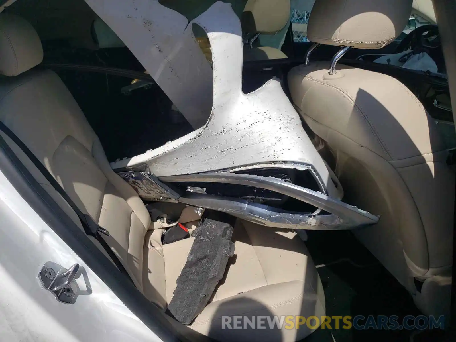 6 Photograph of a damaged car WDCTG4GB1KJ551648 MERCEDES-BENZ GLA-CLASS 2019