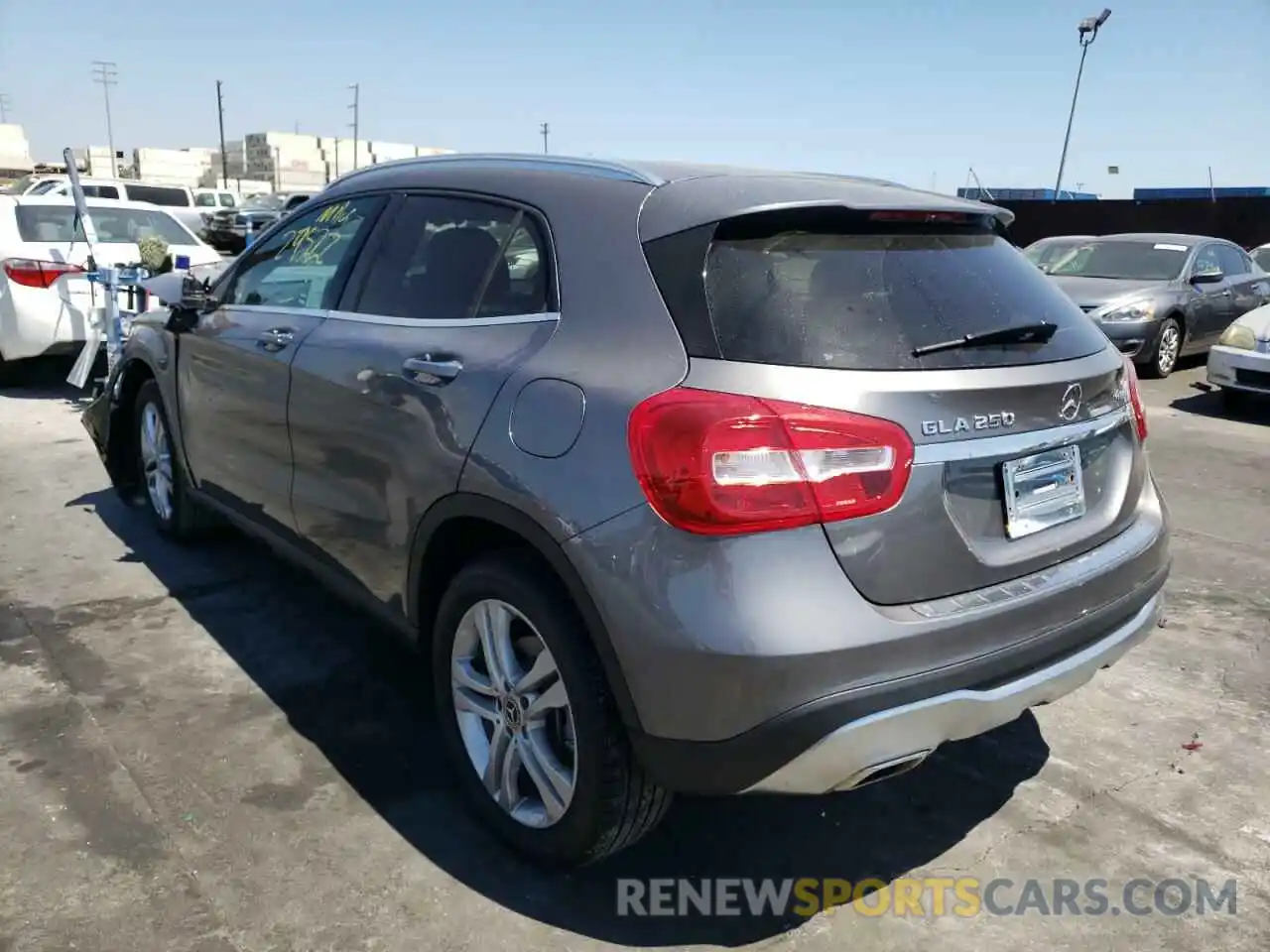 3 Photograph of a damaged car WDCTG4GB1KJ596766 MERCEDES-BENZ GLA-CLASS 2019