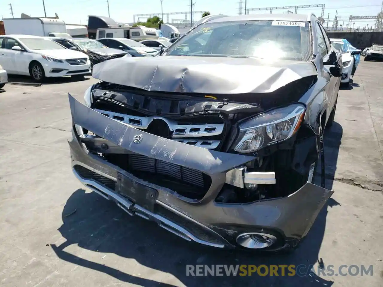 9 Photograph of a damaged car WDCTG4GB1KJ596766 MERCEDES-BENZ GLA-CLASS 2019