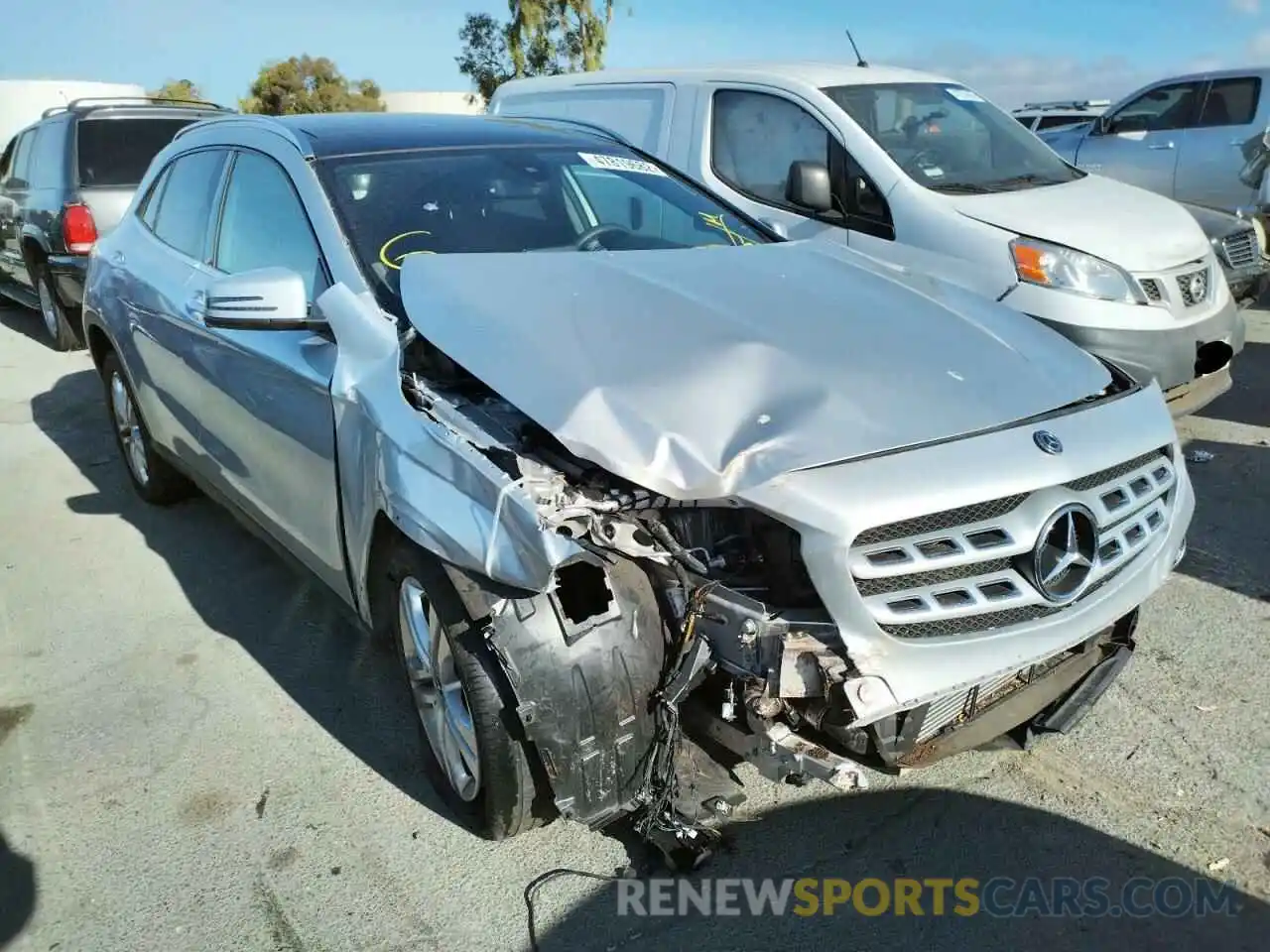 1 Photograph of a damaged car WDCTG4GB1KJ612593 MERCEDES-BENZ GLA-CLASS 2019