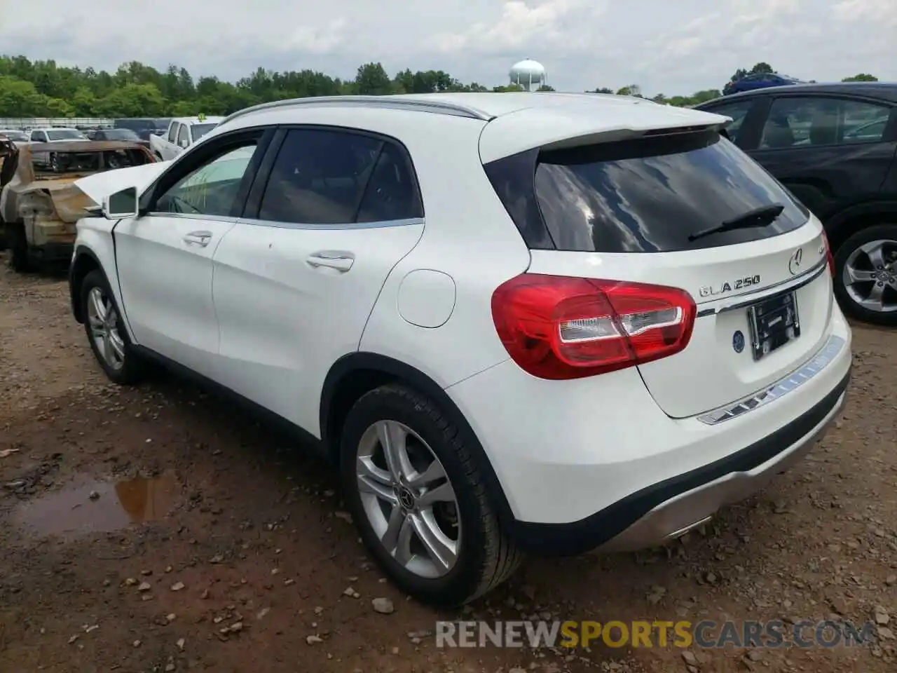 3 Фотография поврежденного автомобиля WDCTG4GB1KU013448 MERCEDES-BENZ GLA-CLASS 2019