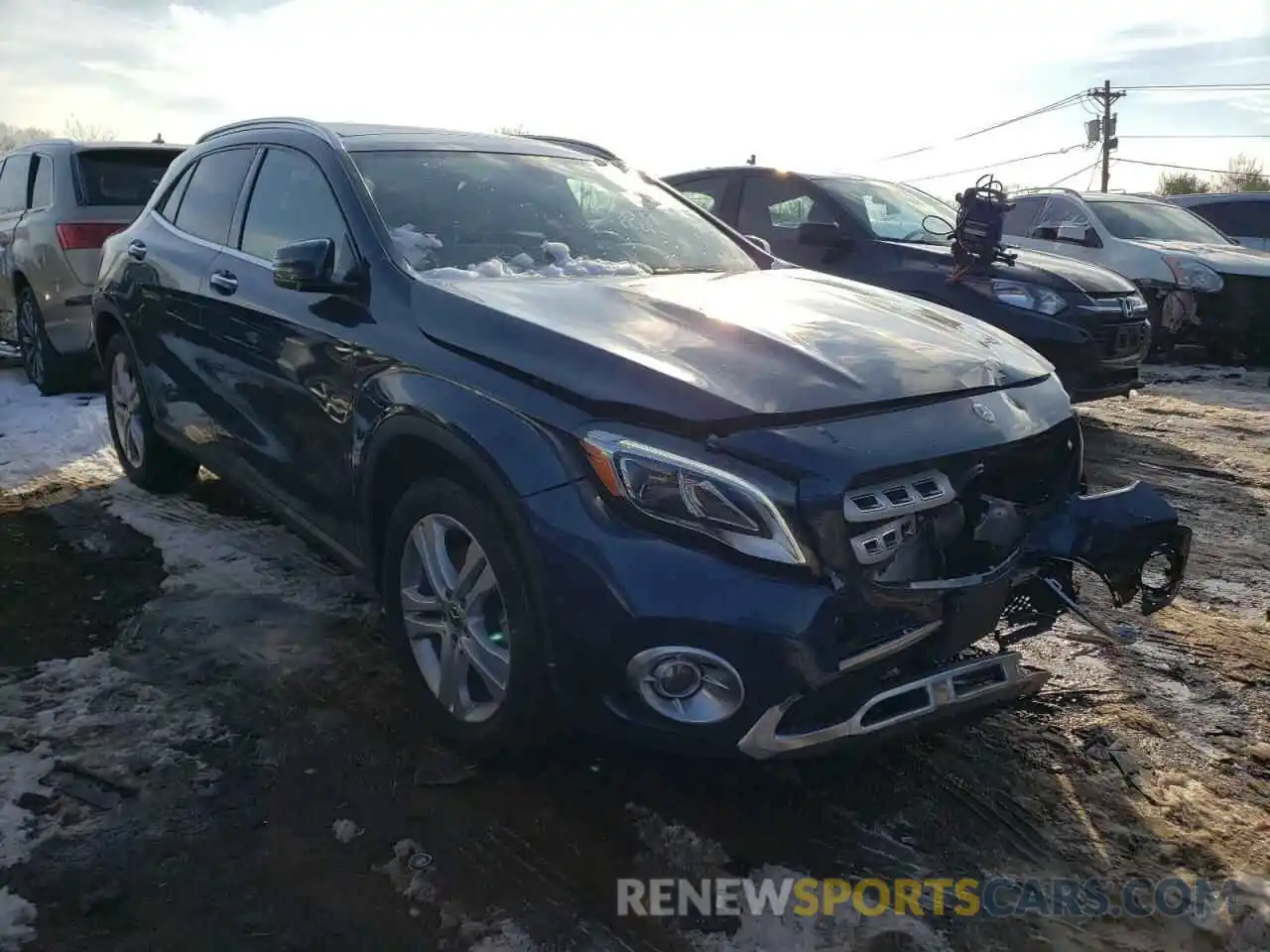 1 Photograph of a damaged car WDCTG4GB2KJ621934 MERCEDES-BENZ GLA-CLASS 2019