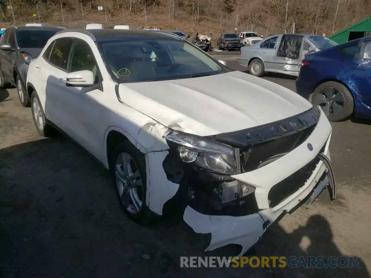 1 Photograph of a damaged car WDCTG4GB3KJ551330 MERCEDES-BENZ GLA-CLASS 2019