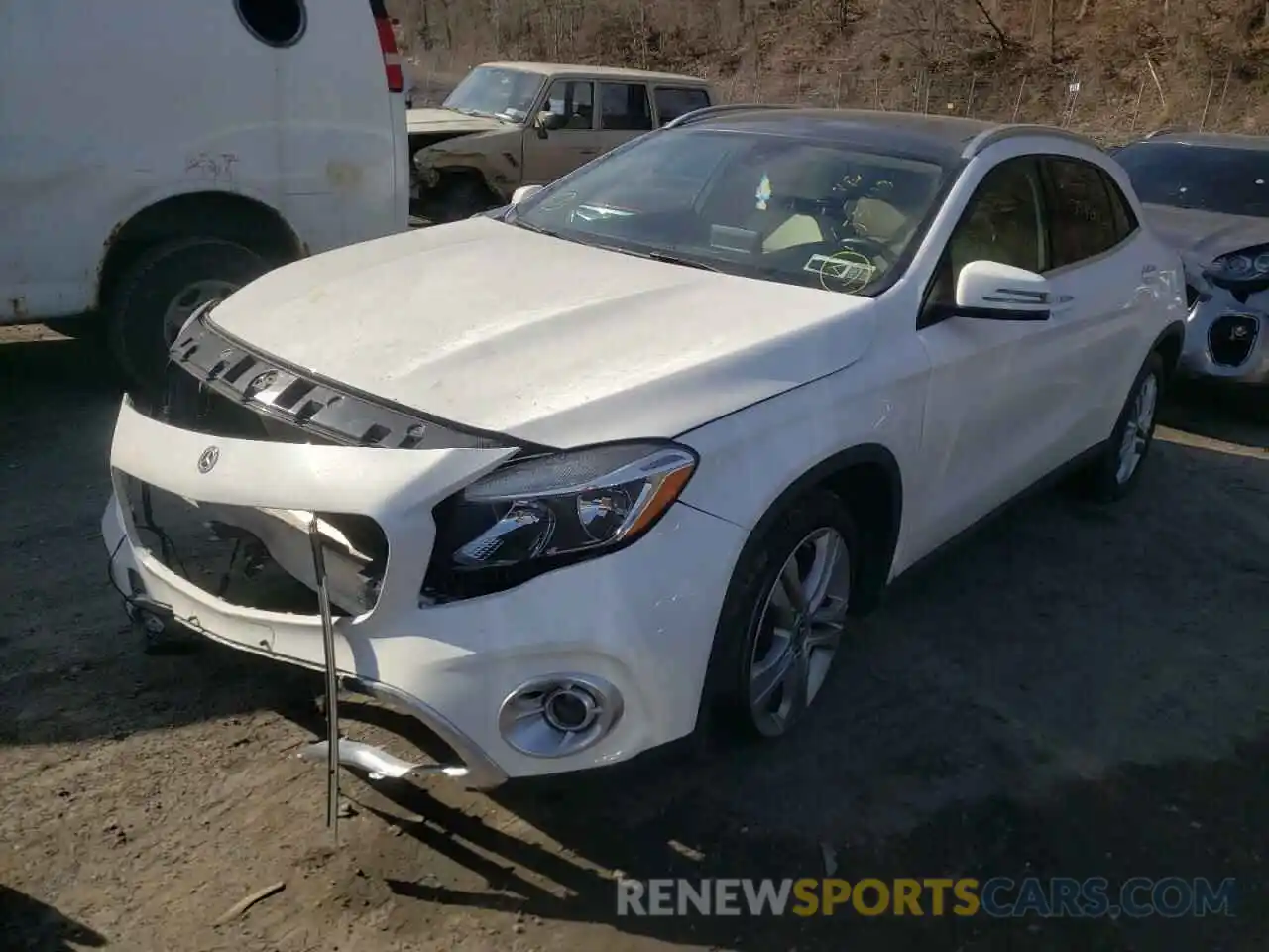 2 Photograph of a damaged car WDCTG4GB3KJ551330 MERCEDES-BENZ GLA-CLASS 2019