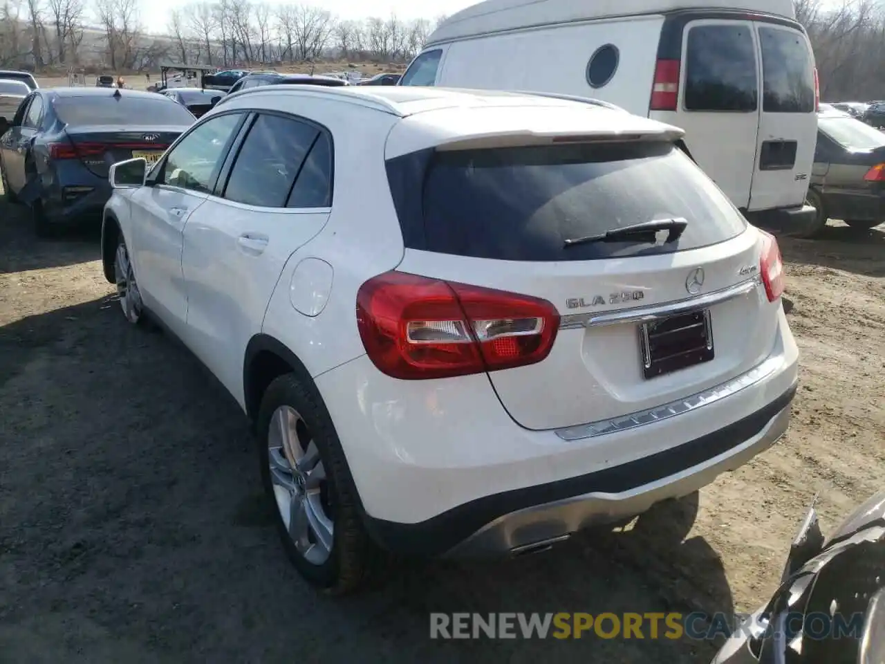 3 Photograph of a damaged car WDCTG4GB3KJ551330 MERCEDES-BENZ GLA-CLASS 2019