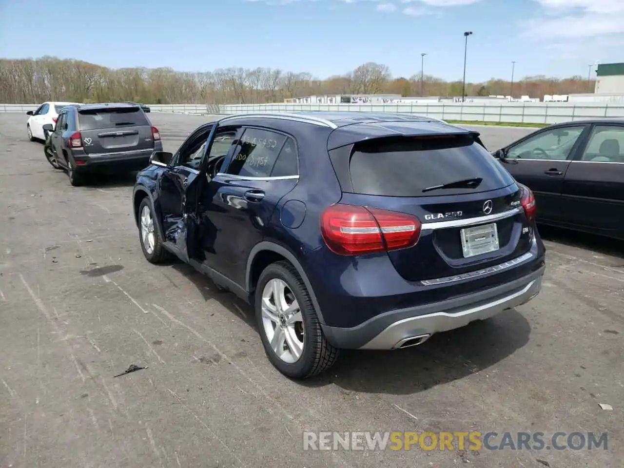 3 Photograph of a damaged car WDCTG4GB3KJ553434 MERCEDES-BENZ GLA-CLASS 2019