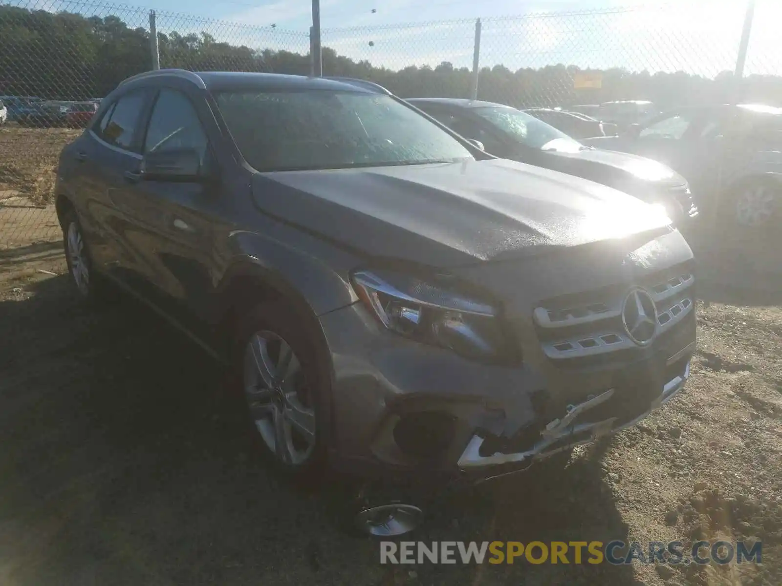 1 Photograph of a damaged car WDCTG4GB3KJ572677 MERCEDES-BENZ GLA-CLASS 2019