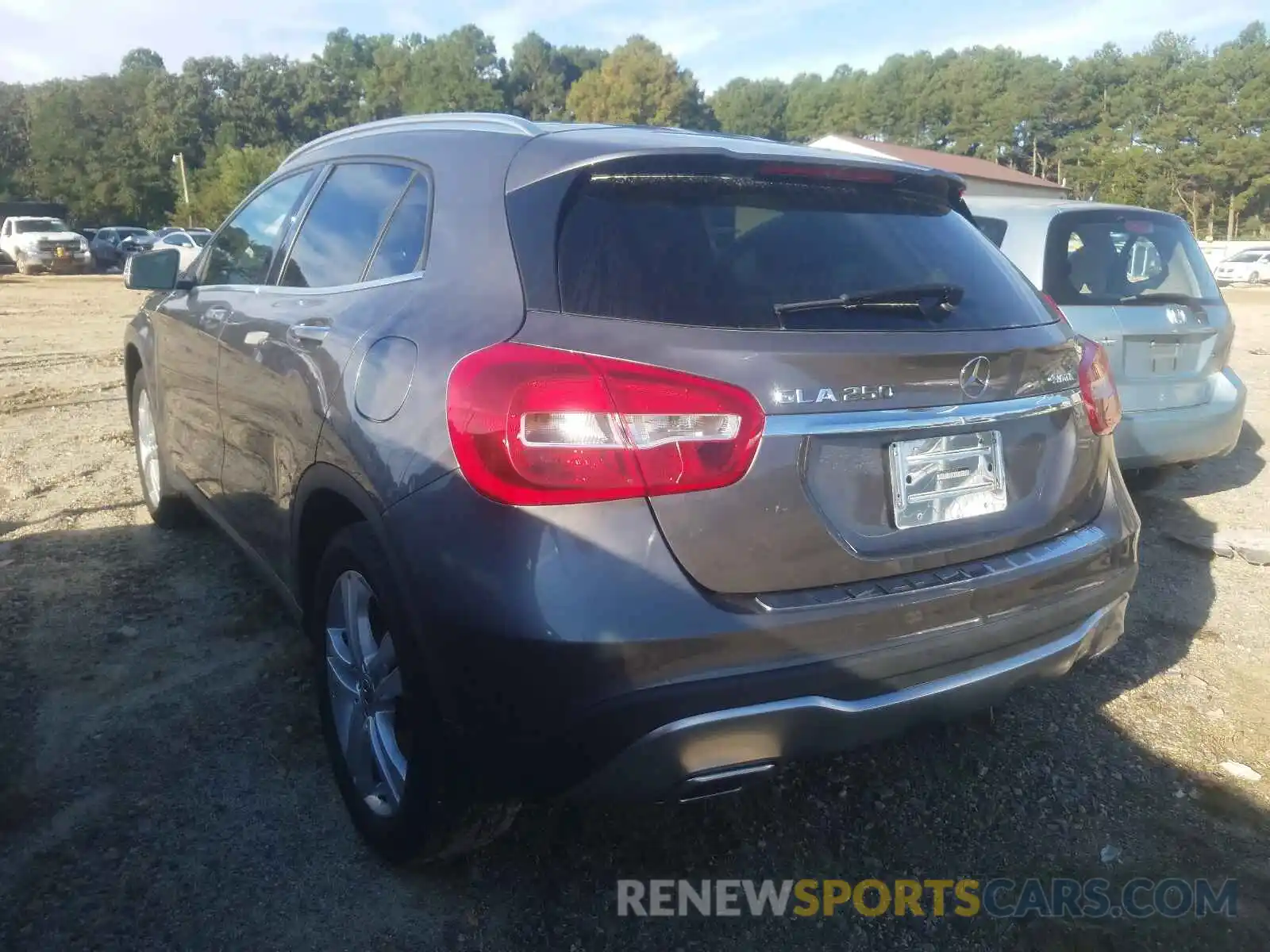 3 Photograph of a damaged car WDCTG4GB3KJ572677 MERCEDES-BENZ GLA-CLASS 2019