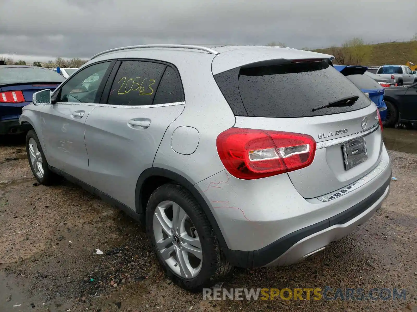 3 Photograph of a damaged car WDCTG4GB3KJ581413 MERCEDES-BENZ GLA-CLASS 2019