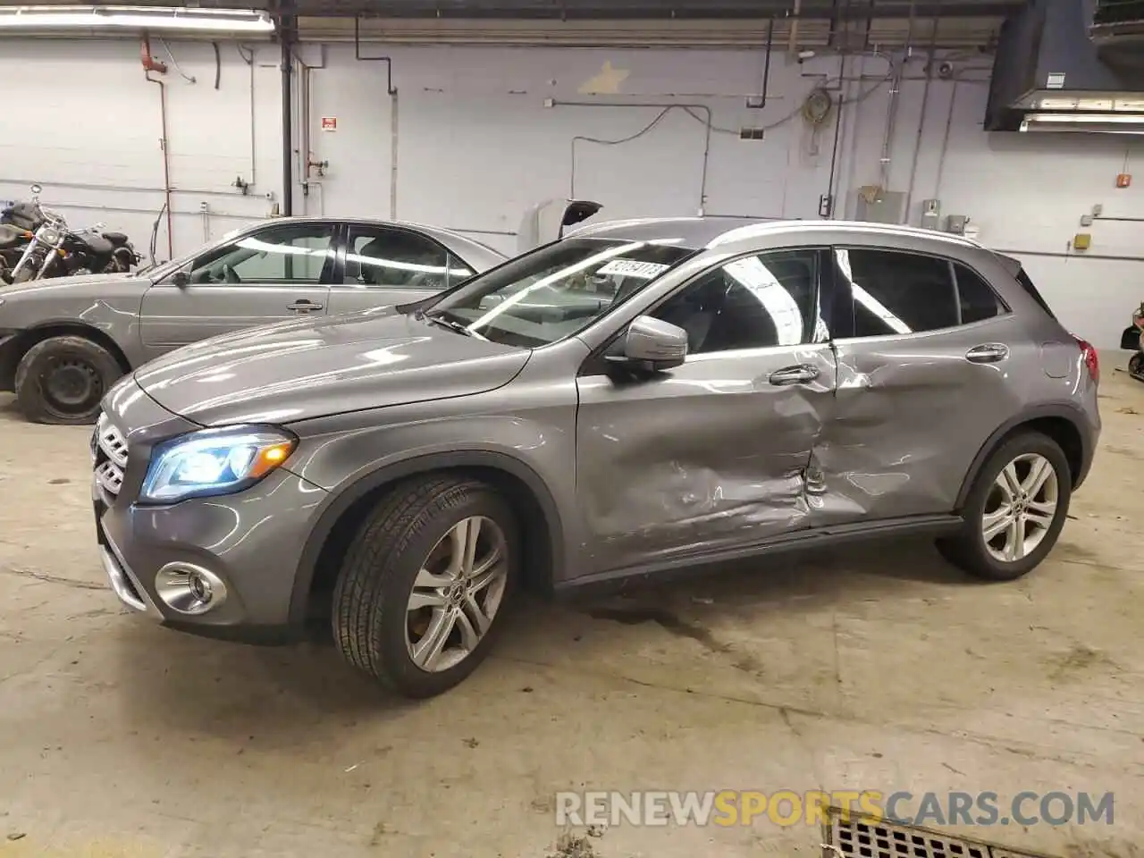 1 Photograph of a damaged car WDCTG4GB3KJ594176 MERCEDES-BENZ GLA-CLASS 2019