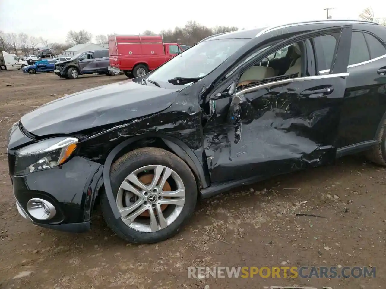 9 Photograph of a damaged car WDCTG4GB3KJ631808 MERCEDES-BENZ GLA-CLASS 2019