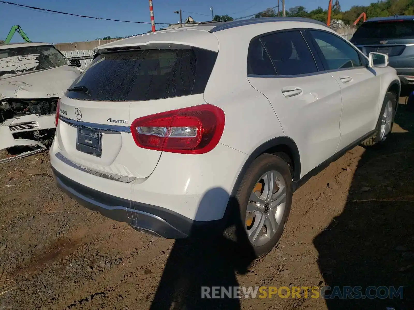 4 Photograph of a damaged car WDCTG4GB3KU002886 MERCEDES-BENZ GLA-CLASS 2019