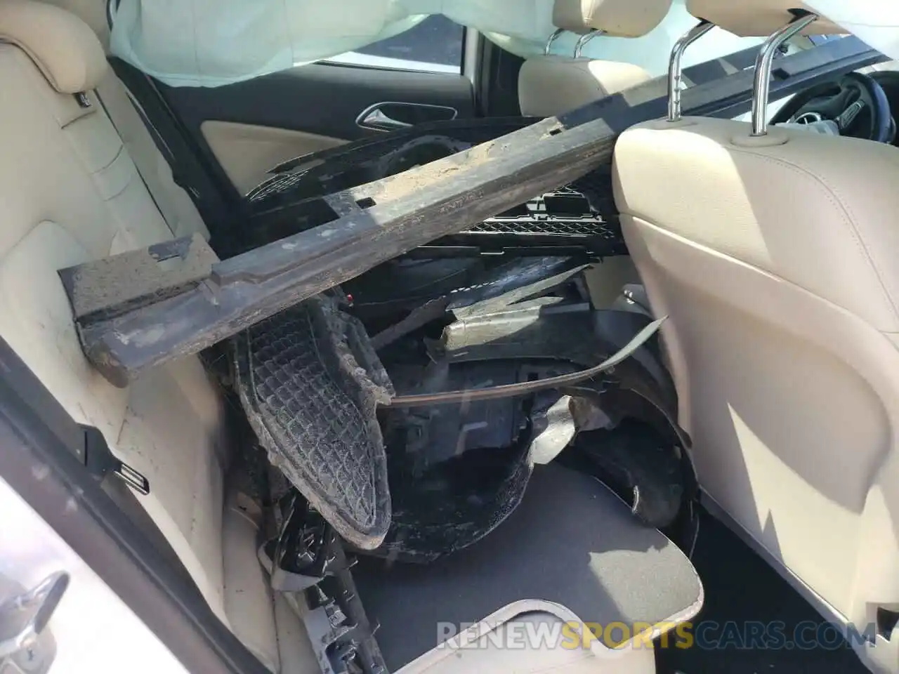 6 Photograph of a damaged car WDCTG4GB4KJ533208 MERCEDES-BENZ GLA-CLASS 2019