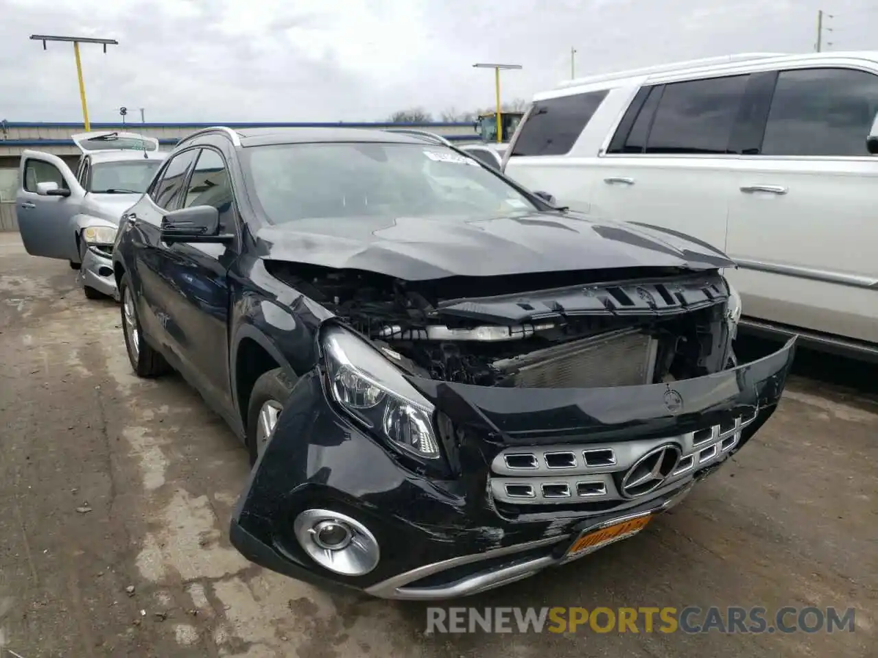 9 Photograph of a damaged car WDCTG4GB4KJ536416 MERCEDES-BENZ GLA-CLASS 2019