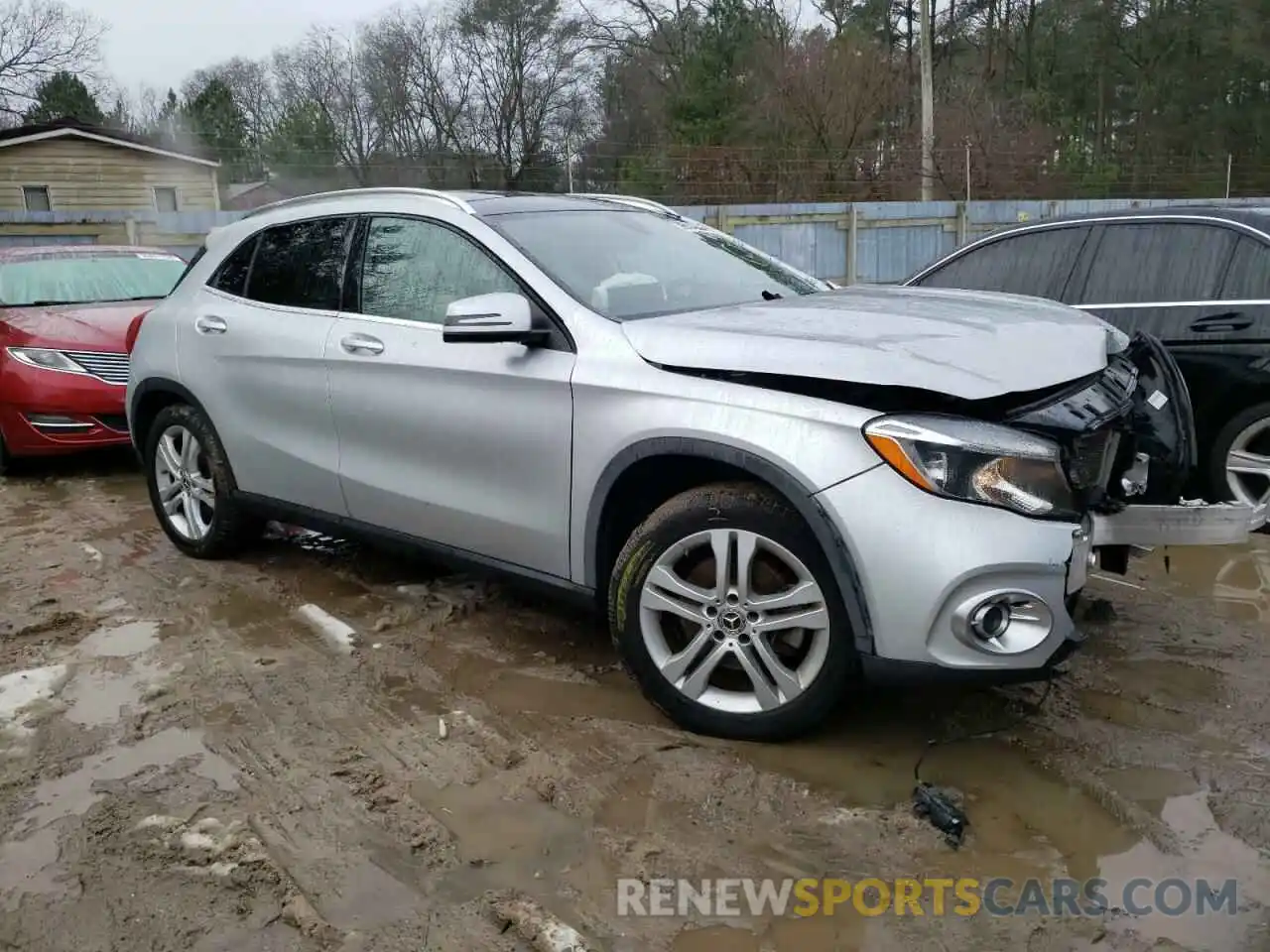 4 Photograph of a damaged car WDCTG4GB4KU016523 MERCEDES-BENZ GLA-CLASS 2019