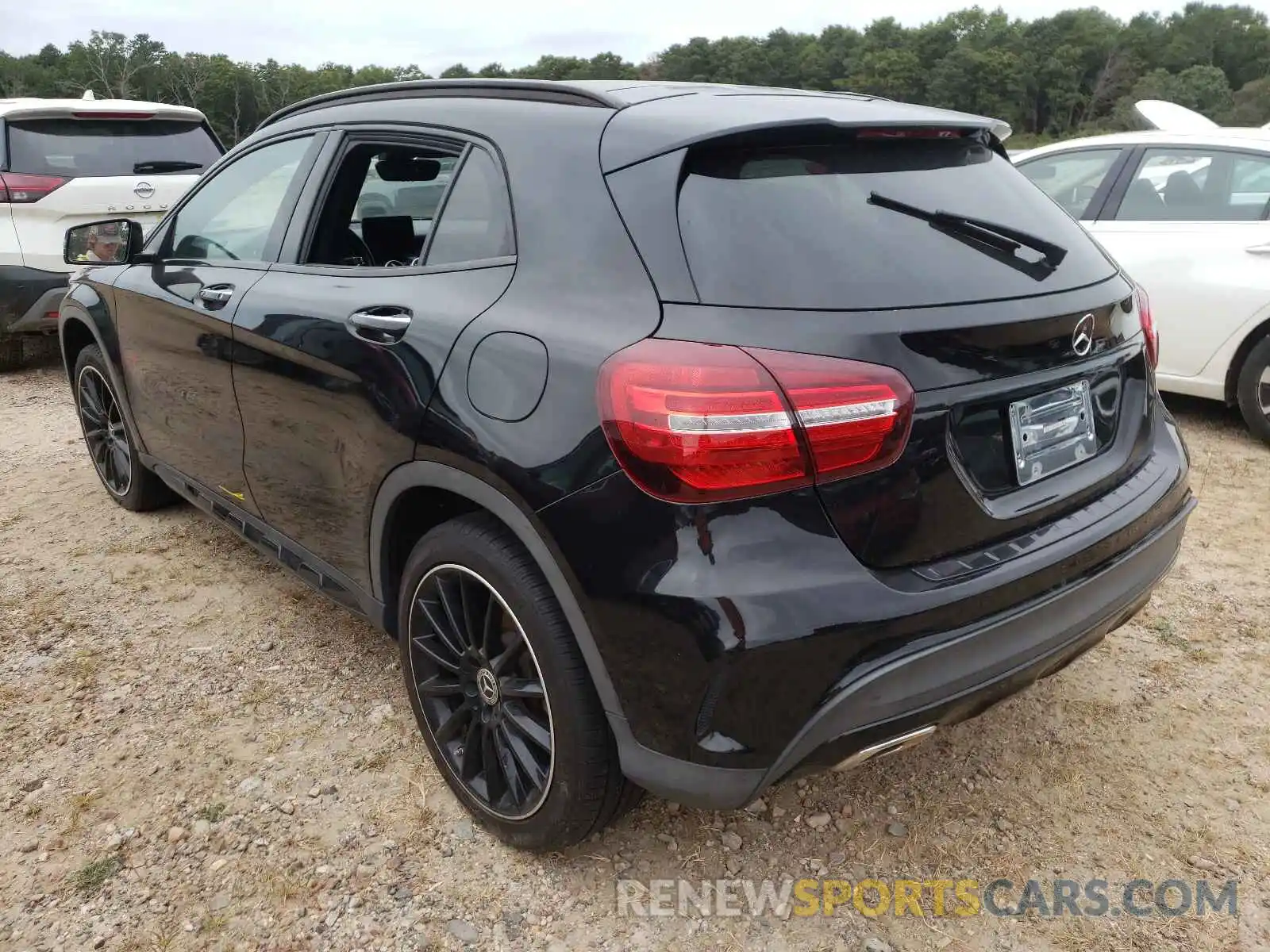 3 Photograph of a damaged car WDCTG4GB5KJ550843 MERCEDES-BENZ GLA-CLASS 2019