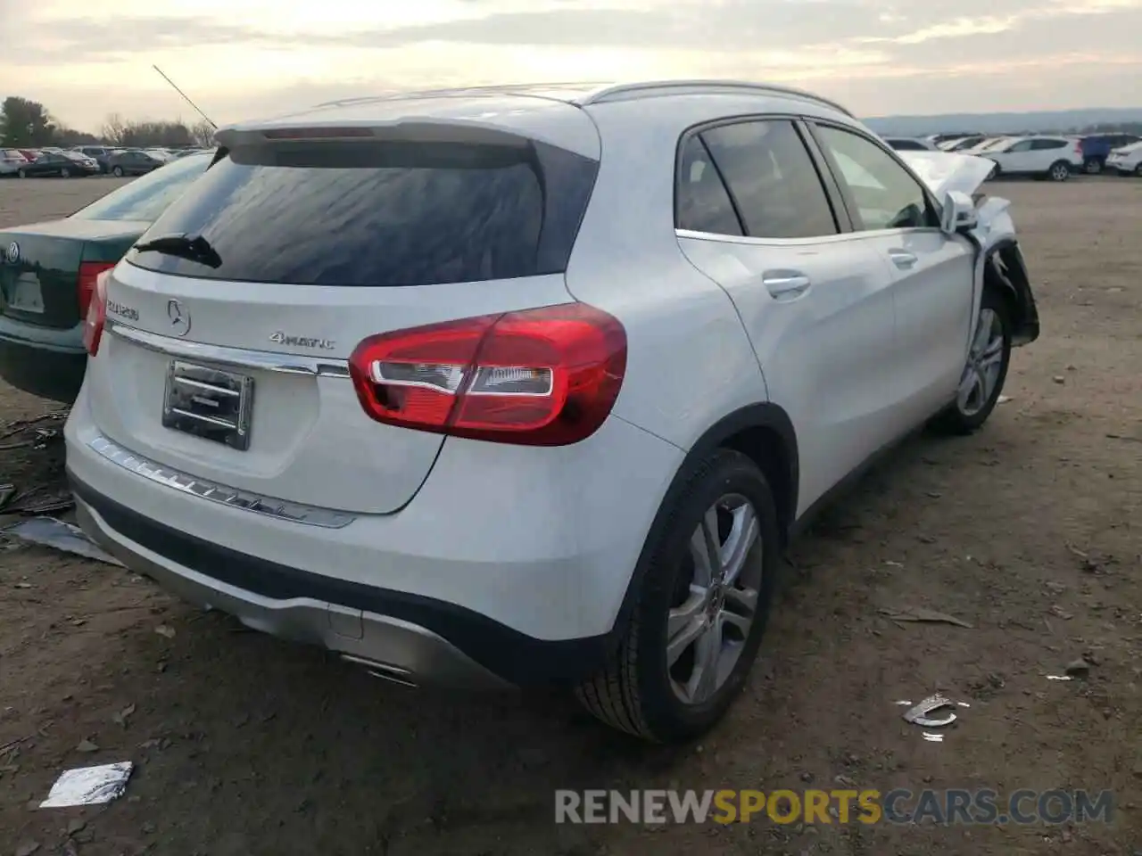 4 Photograph of a damaged car WDCTG4GB5KJ599167 MERCEDES-BENZ GLA-CLASS 2019