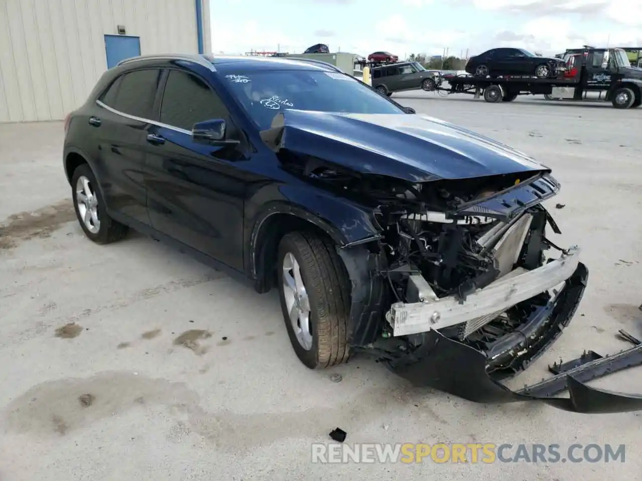 1 Photograph of a damaged car WDCTG4GB5KJ630529 MERCEDES-BENZ GLA-CLASS 2019