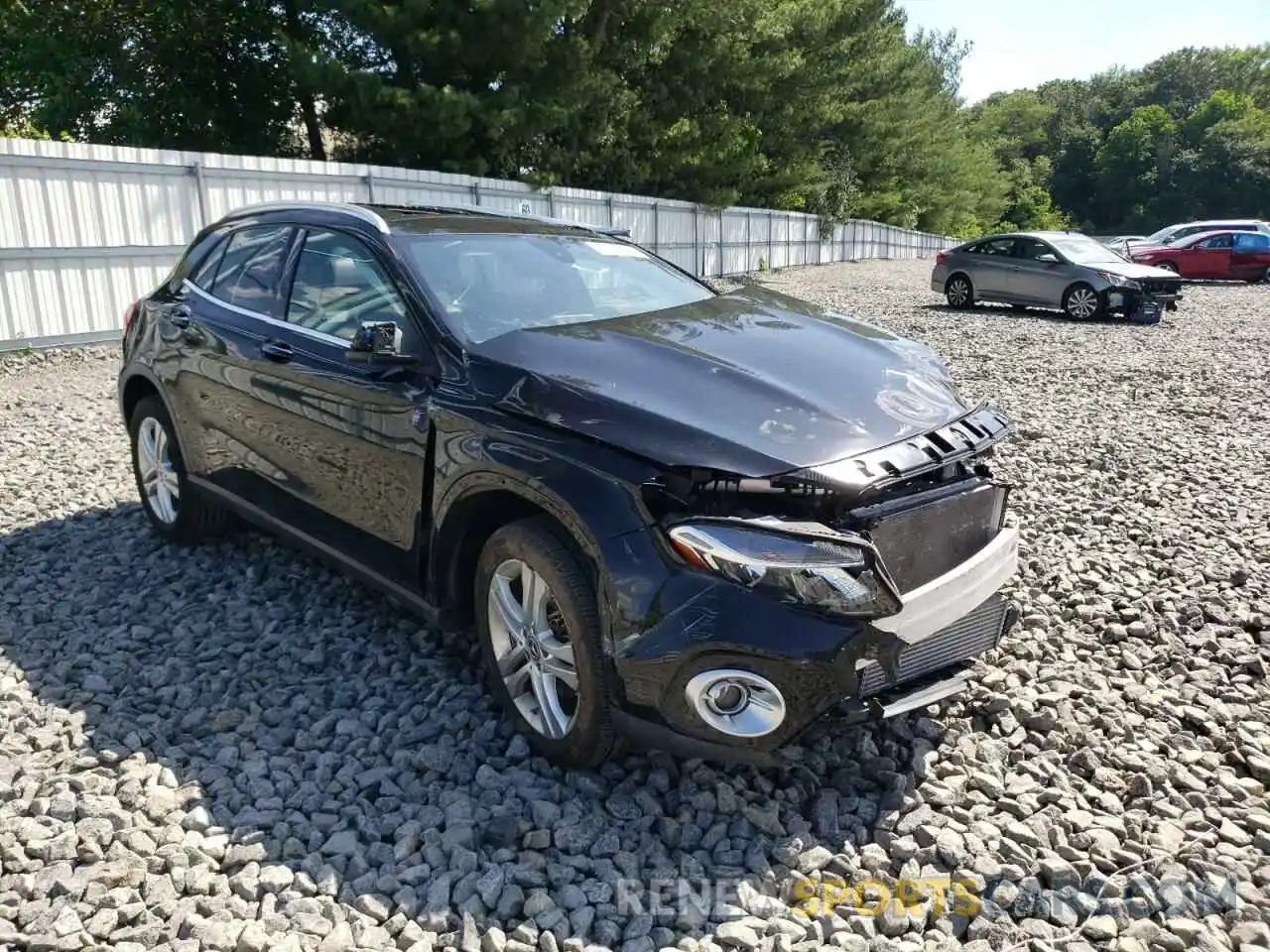 1 Photograph of a damaged car WDCTG4GB5KU014201 MERCEDES-BENZ GLA-CLASS 2019