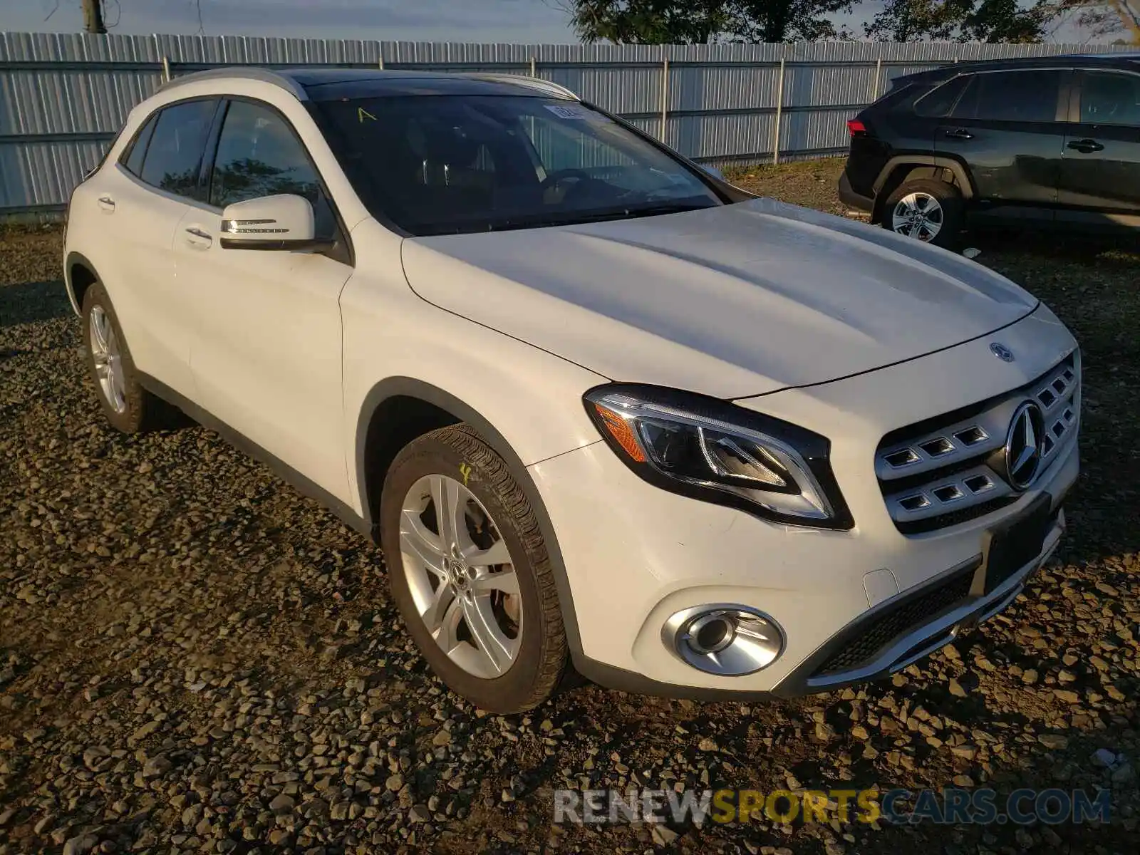 1 Photograph of a damaged car WDCTG4GB6KJ553914 MERCEDES-BENZ GLA-CLASS 2019