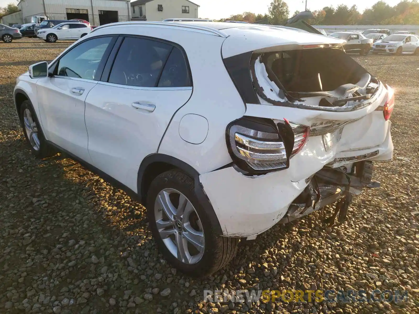 3 Photograph of a damaged car WDCTG4GB6KJ553914 MERCEDES-BENZ GLA-CLASS 2019