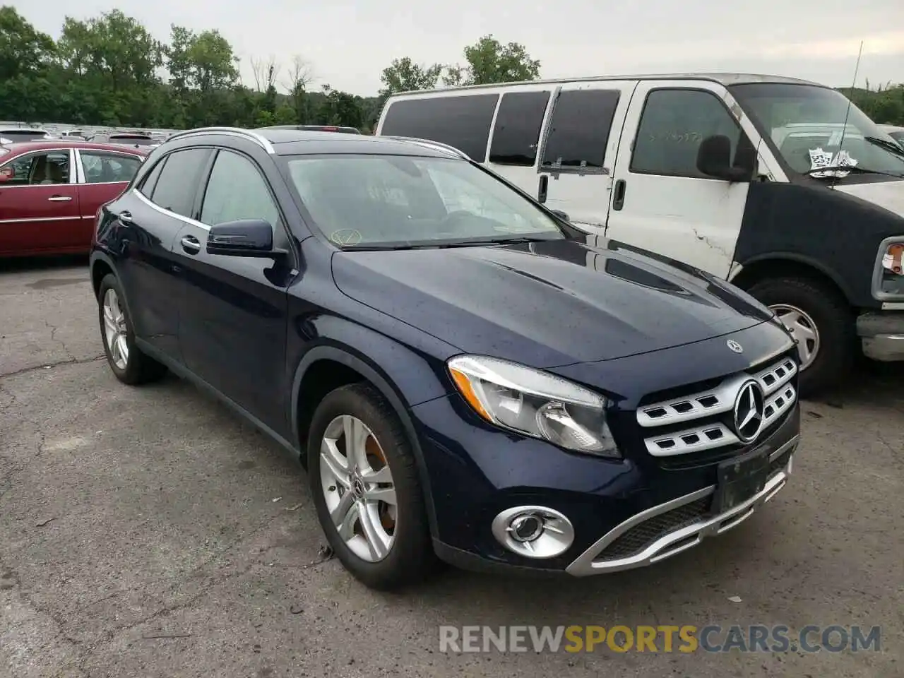 1 Photograph of a damaged car WDCTG4GB6KJ554089 MERCEDES-BENZ GLA-CLASS 2019