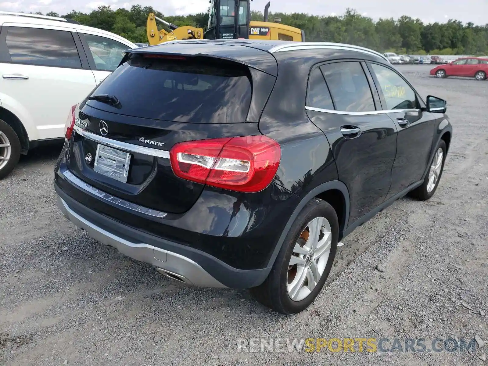 4 Photograph of a damaged car WDCTG4GB6KJ554111 MERCEDES-BENZ GLA-CLASS 2019