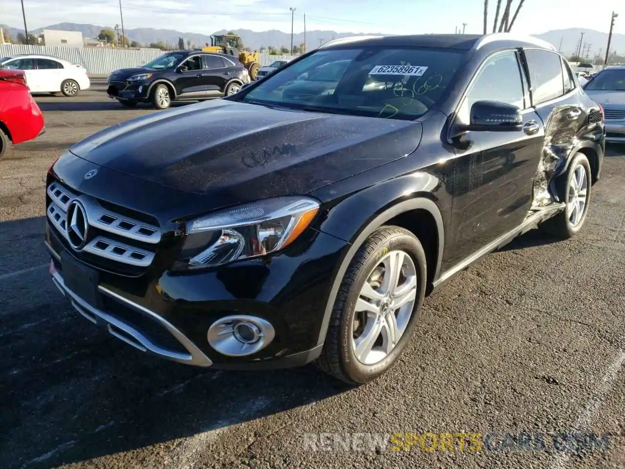 2 Photograph of a damaged car WDCTG4GB6KJ584970 MERCEDES-BENZ GLA-CLASS 2019