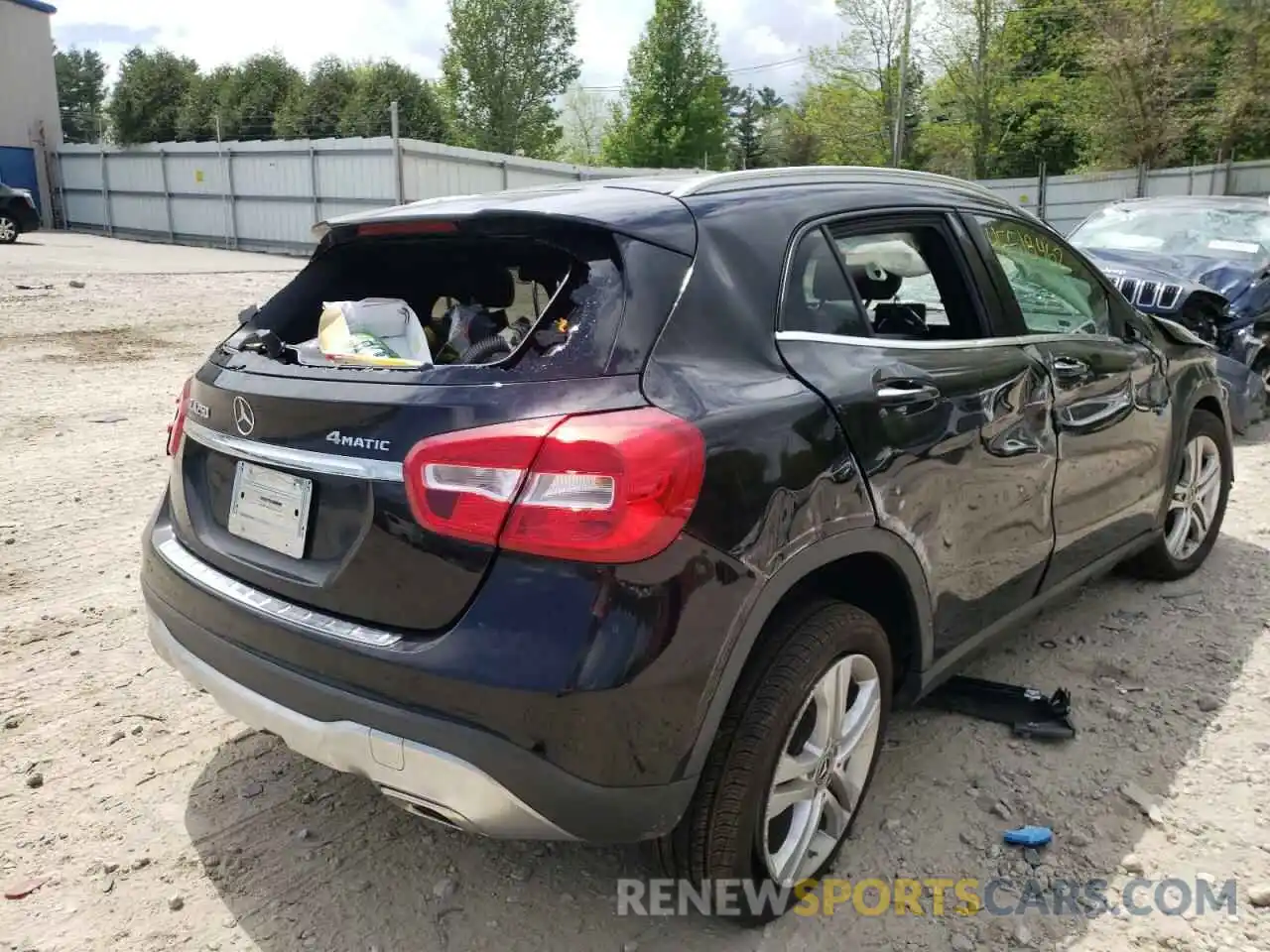 4 Photograph of a damaged car WDCTG4GB6KJ609317 MERCEDES-BENZ GLA-CLASS 2019