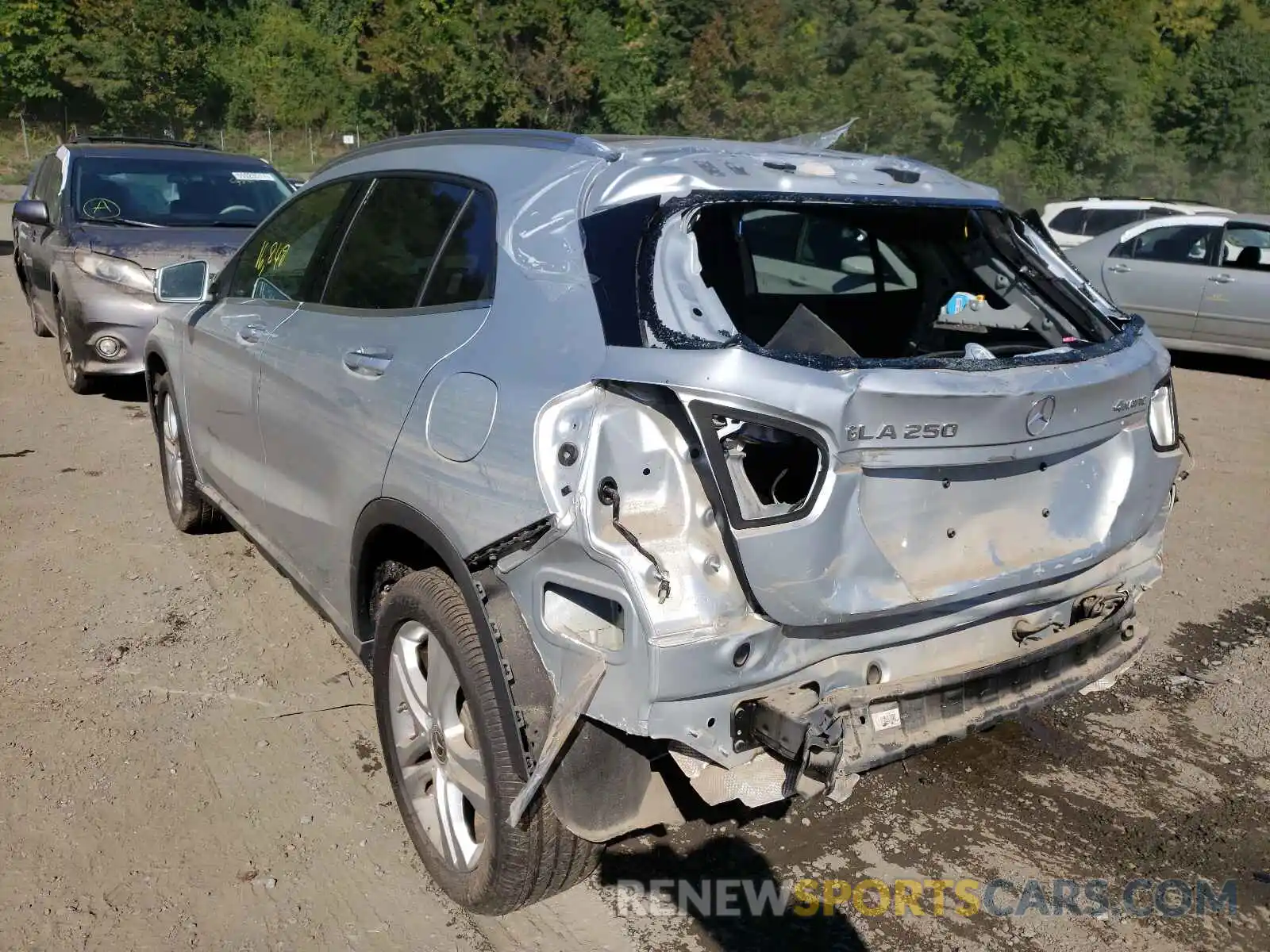 3 Photograph of a damaged car WDCTG4GB6KU018113 MERCEDES-BENZ GLA-CLASS 2019