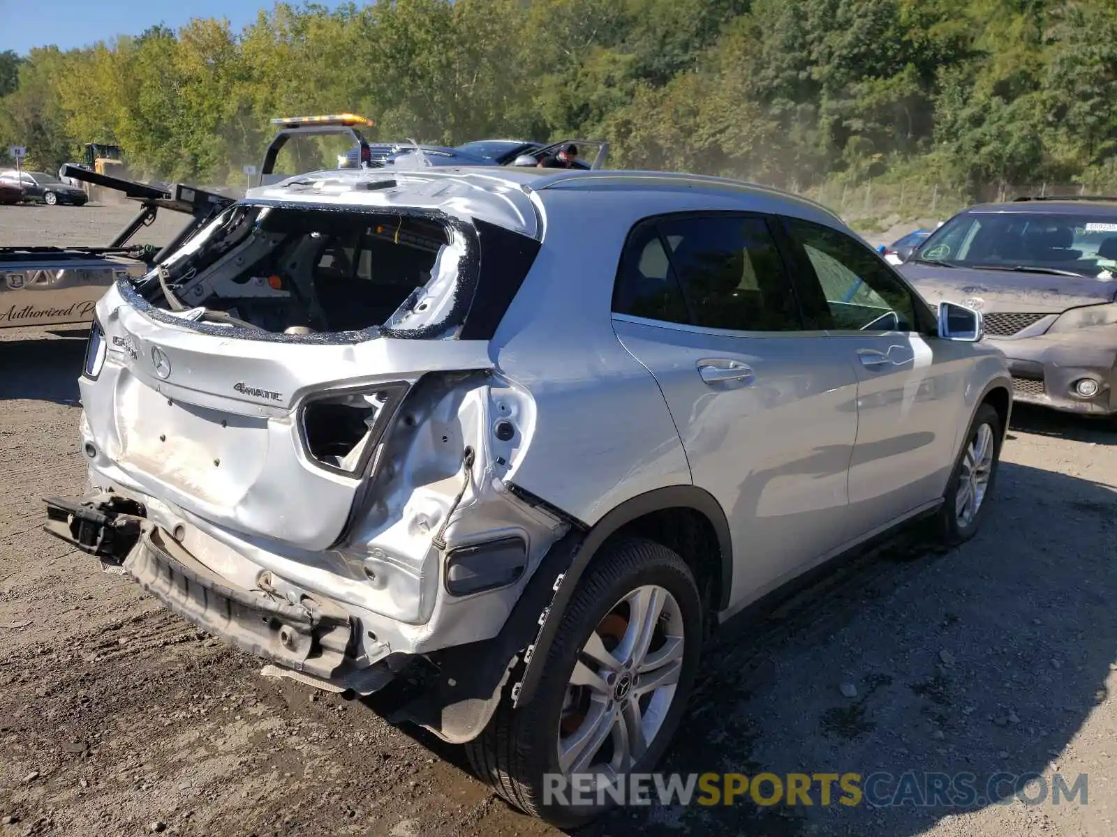 4 Photograph of a damaged car WDCTG4GB6KU018113 MERCEDES-BENZ GLA-CLASS 2019